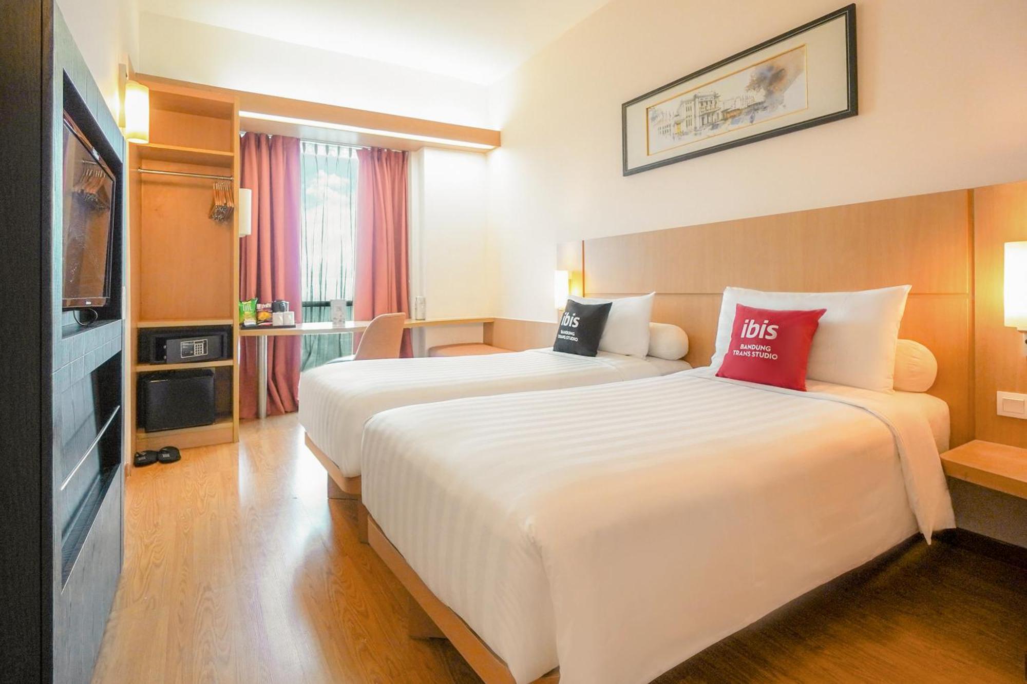 Ibis Bandung Trans Studio Екстер'єр фото
